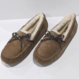 UGG Women's Dakota Floral Grunge Slippers, 11 NIB